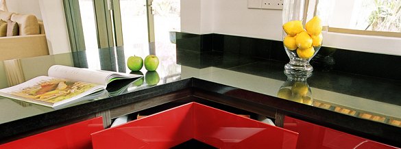 black glossy kitchen counter
