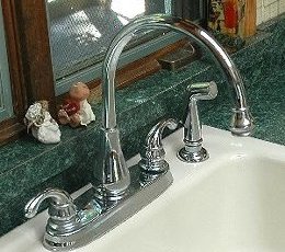 gooseneck spout faucet