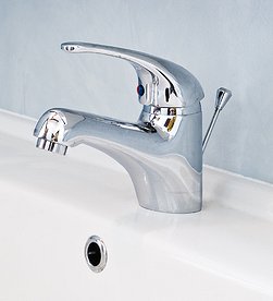 single hole faucet