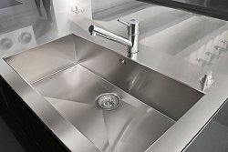 stainless steel sink